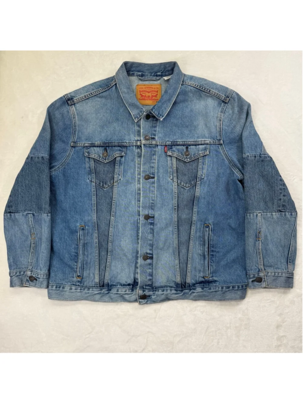 Levi’s 36082-0001 Denim Trucker Jacket Men’s XXL Button Front Oversized
